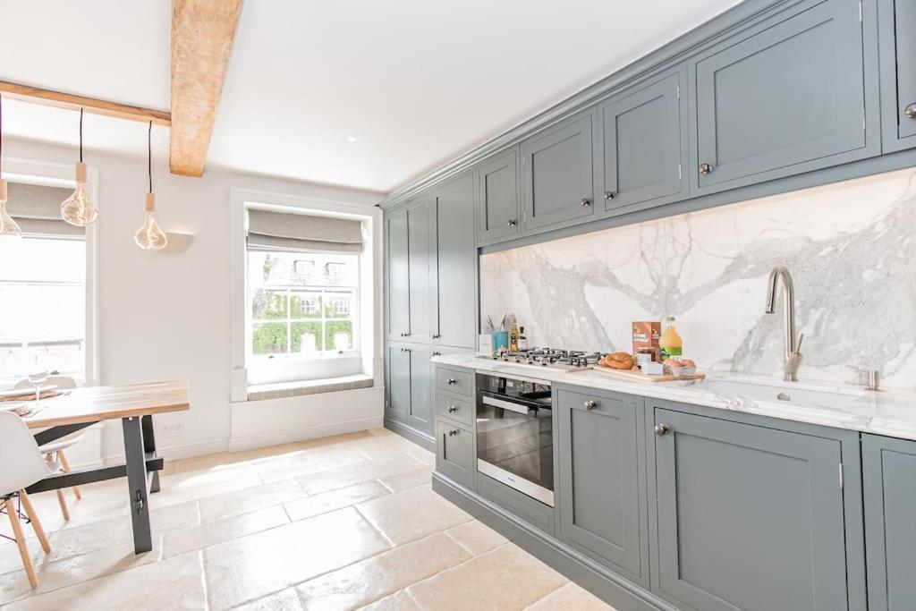 Oxfordshire Living - The Vanbrugh Apartment - Woodstock Dış mekan fotoğraf